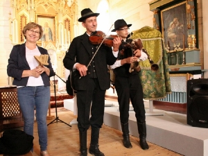 Wyjazdy bukówieckich zespołów-4